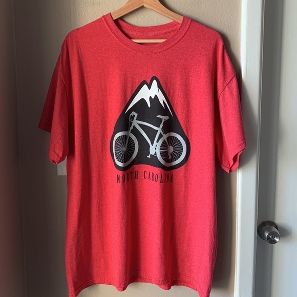 North Carolina Cycling Mountain T-Shirt - Picture 2 of 4
